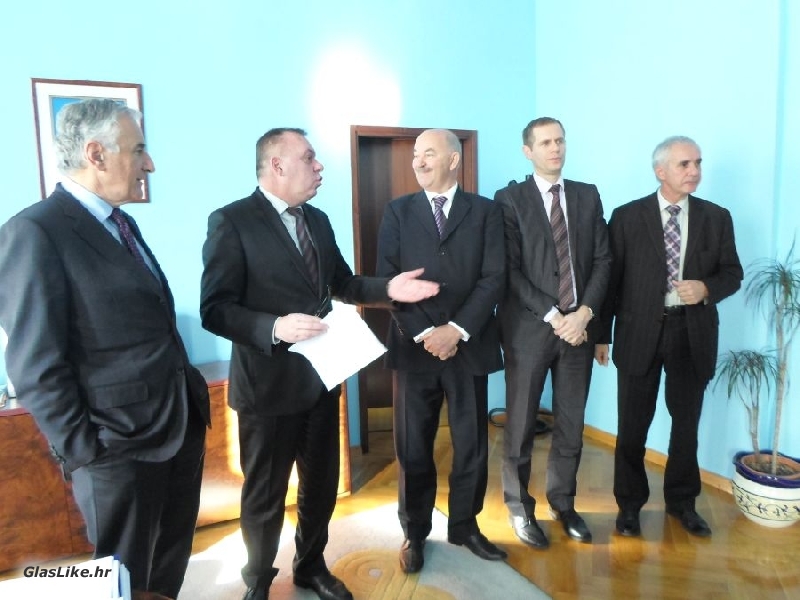 Jadranski župani o novim zakonima regionalnog razvoja i pomorskog dobra Jadranski župani o novim zakonima regionalnog razvoja i pomorskog dobra
