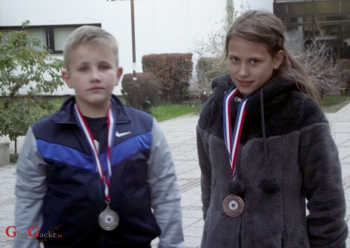 Bez medalja ne može, naravno