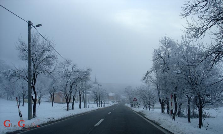 Prva ovojesenja ozbiljna hladnoća u Gackoj