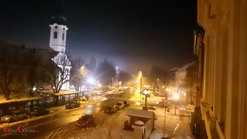 Otočac by night