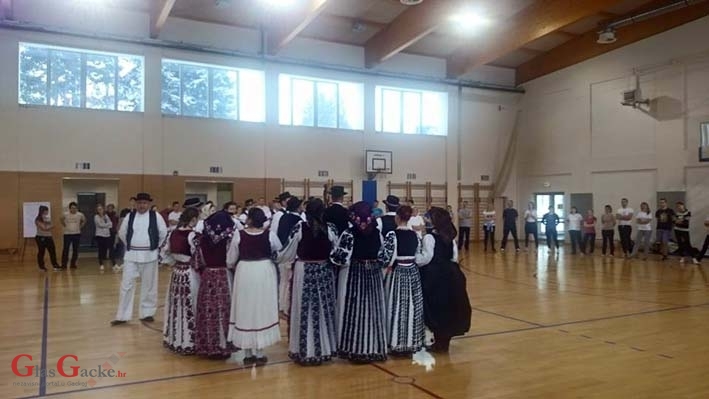 Toliko mladosti na Zimskoj školi hrvatskoga folklora