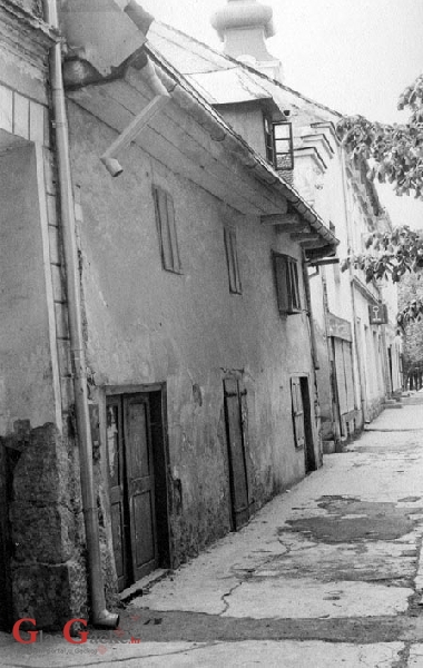 Ove arhitekture u Otočcu odavna više nema