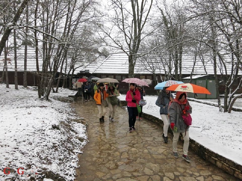 Obilazak Plitvičkih jezera po tanku snijegu