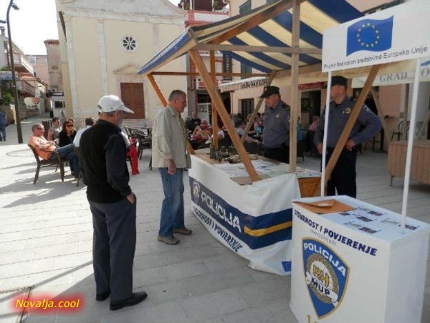 Manje oružja, manje tragedija - u Novalji Manje oružja, manje tragedija - u Novalji