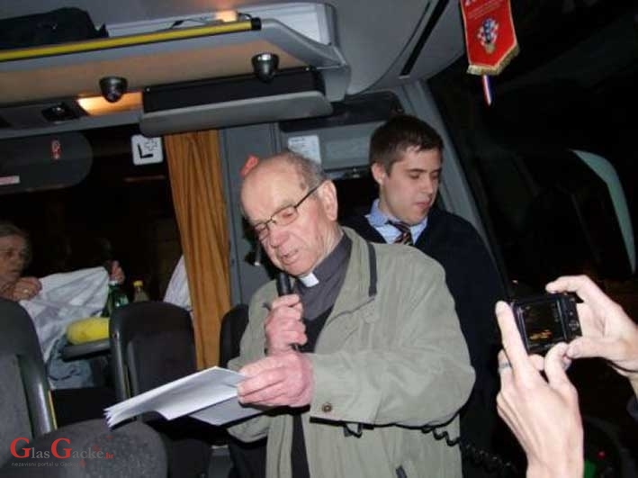 Gačani točno u ponoć krenuli na hodočašće u Poljsku