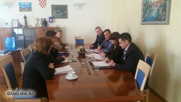 Temelji za snažni zamah uzgoja šljiva na području Gospića Temelji za snažni zamah uzgoja šljiva na području Gospića
