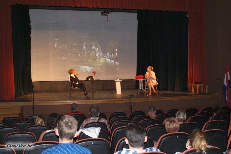 U Vodicama završen 56. Festival hrvatskih kazališnih amatera 