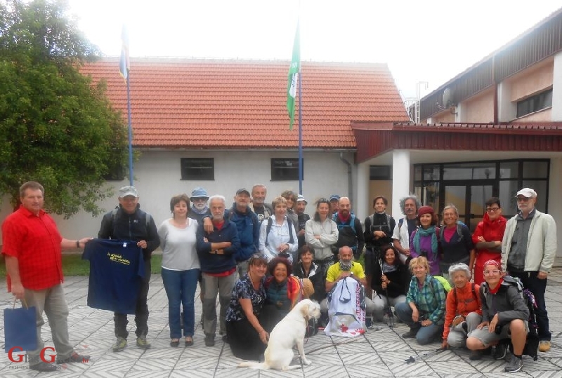 Hodočasnici za mir u Brinju 