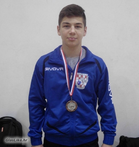 Brončana medalja za Hrvački klub Gospić sa međunarodnog turnira 