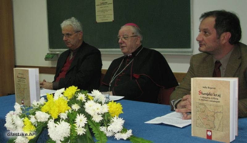 Nova knjiga biskupa Bogovića predstavljena u Slavonskom Brodu