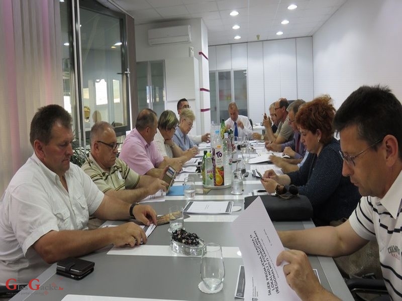 Udruga općina u RH nezadovoljna smjerom promjena Zakona o lokalnoj i područnoj (regionalnoj) samoupravi Udruga općina u RH nezadovoljna smjerom promjena Zakona o lokalnoj i područnoj (regionalnoj) samoupravi