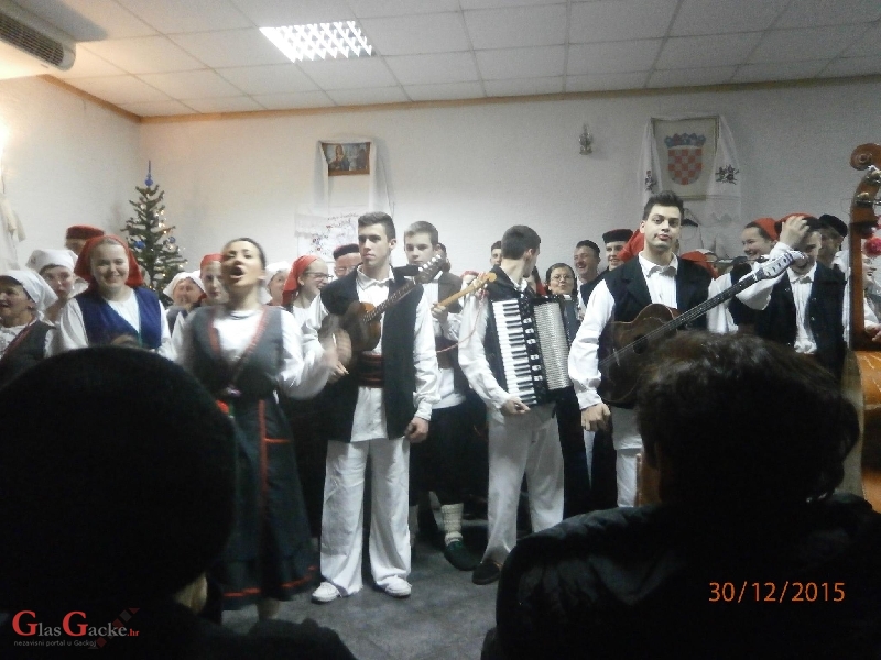 Veselo s Dangubicama