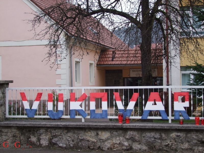 I u mom gradu Vukovar svijetli