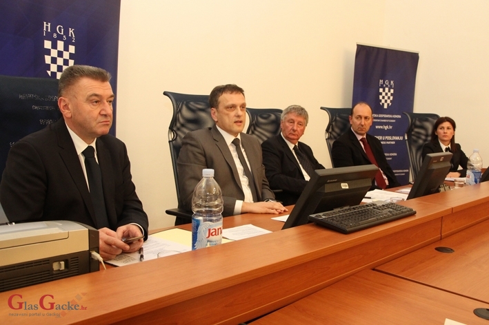 Kliman najavio studiju o smanjenju PDV-a u turizmu na 5 % Kliman najavio studiju o smanjenju PDV-a u turizmu na 5 %