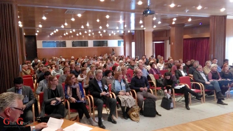Održan Regionalni Forum obiteljskog smještaja za regiju Lika – Karlovac  Održan Regionalni Forum obiteljskog smještaja za regiju Lika – Karlovac