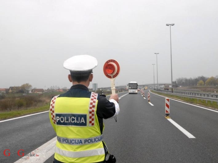 Kontrola brzine vozila Kontrola brzine vozila