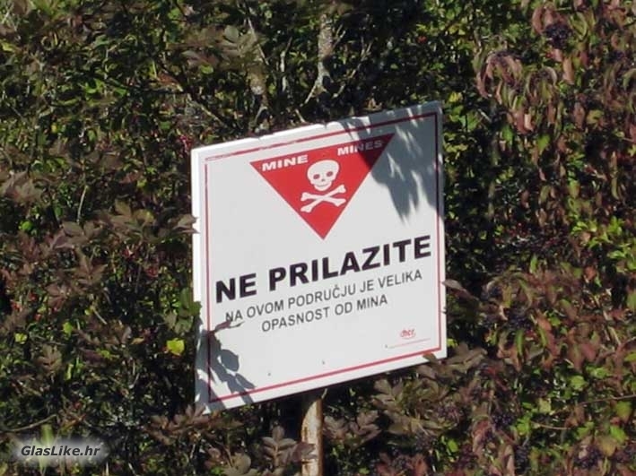 Poginuo pirotehničar, dva ranjena Poginuo pirotehničar, dva ranjena