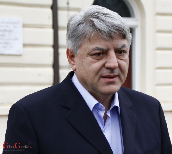 Zlatko Komadina sutra u Gospiću i Otočcu Zlatko Komadina sutra u Gospiću i Otočcu
