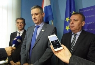 Karamarko najavio projekt zračne luke Plitvice Karamarko najavio projekt zračne luke Plitvice
