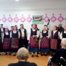 Lešćerani razveselili umirovljenike u domu