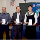 Priznanja djelatnicima policije