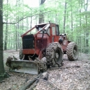 U Drenovom Klancu iz šumskih traktora otuđio 150 litara goriva 