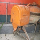 Otuđio građevinsku mješalicu u Lunu 