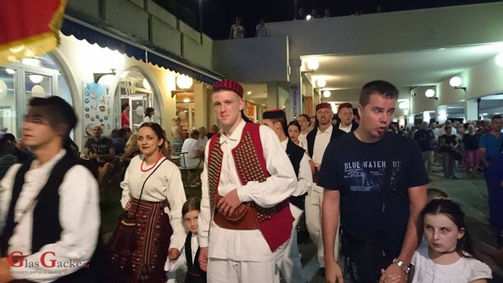 FD Otočac nastupio u odabranu društvu na 9. Večeri hrvatskoga folklora u Neumu