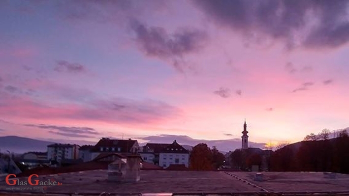 Jesenje praskozorje u Gackoj