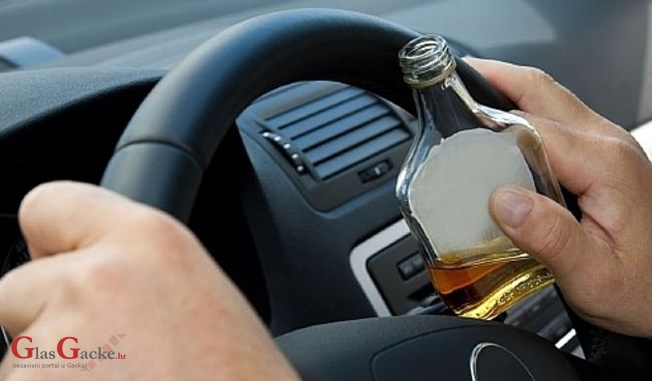 Pijem ja, pije kaldrma ... Pijem ja, pije kaldrma ...