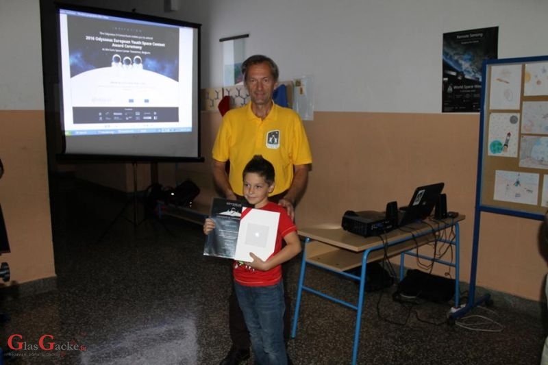 Pobjednik natječaja Odysseus II u kategoriji Junior Skywalkers je Ivan Rubčić iz Lešća  