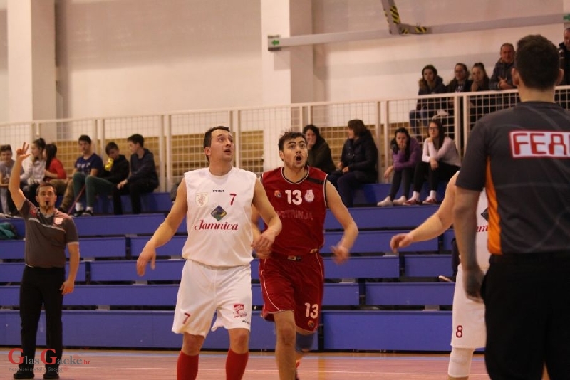 KK Petrinja uvjerljivija i pobijedila KK Otočac 