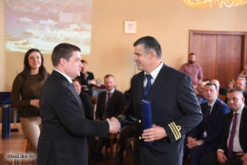 NP Plitvička jezera priznanje za izniman doprinos razvoju riječnog gospodarstva