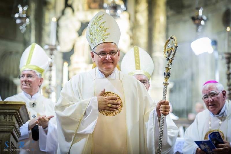 Šibenski biskup Rogić predvodi misno slavlje na Veliku Gospu u Senju