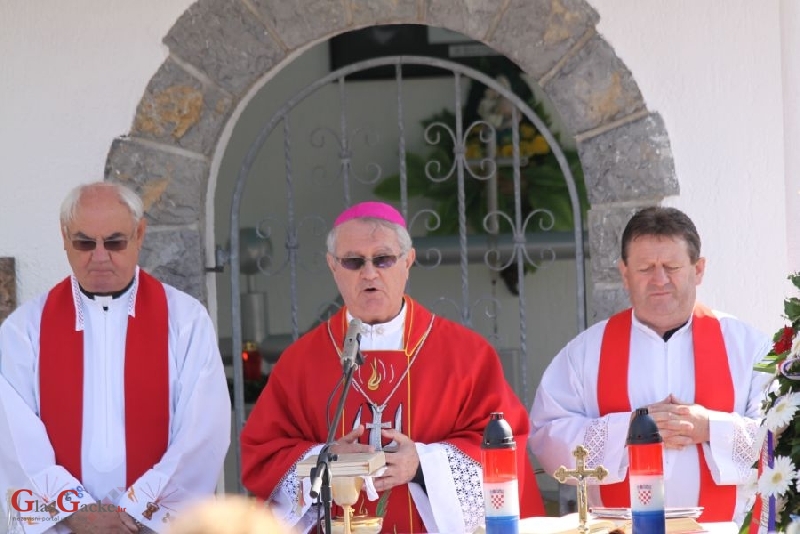U Žutoj Lokvi komemoracija i misa za poginule branitelje