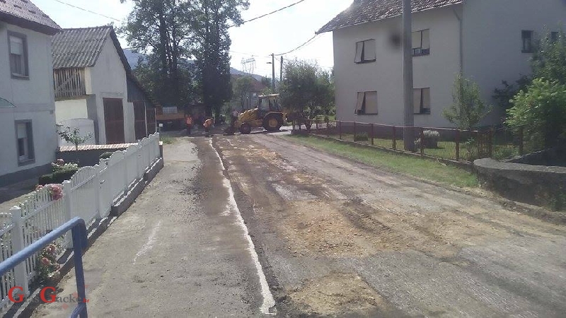 Asfaltira se i u Sincu