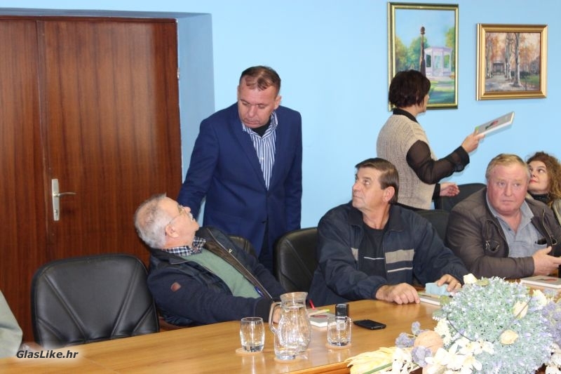 Župan Kolić potpisao ugovore s predstavnici lovačkih društava za unapređenje lovstva 