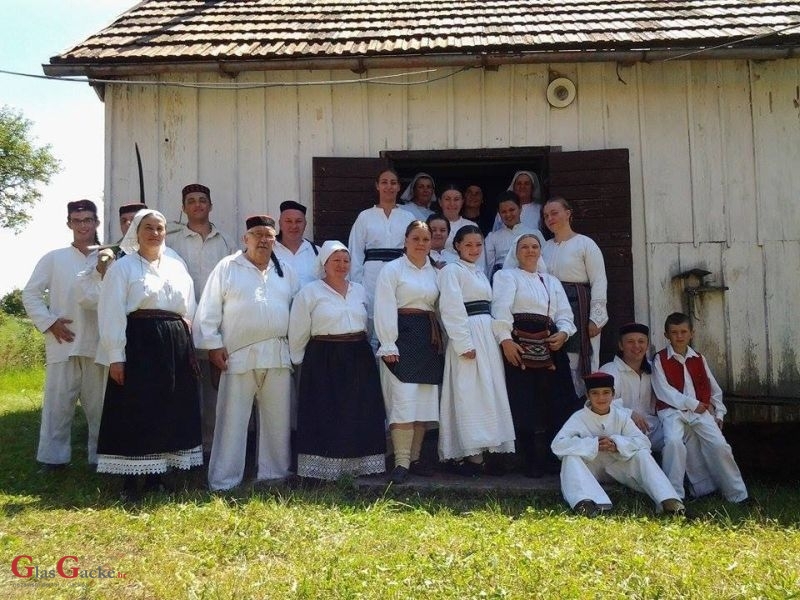 Božićni koncert KUD-a Brinje 