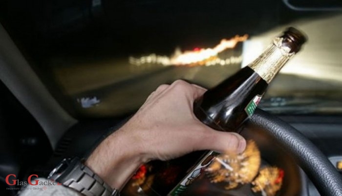 Vozi li se vozi i to mortus pijan 