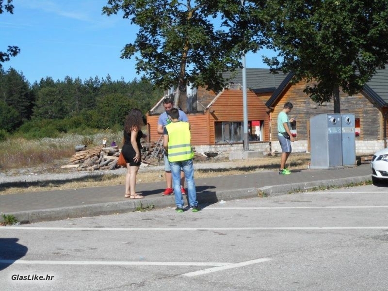 Siguran turista – zajednička preventivna akcija žurnih službi s područja Grada Gospića