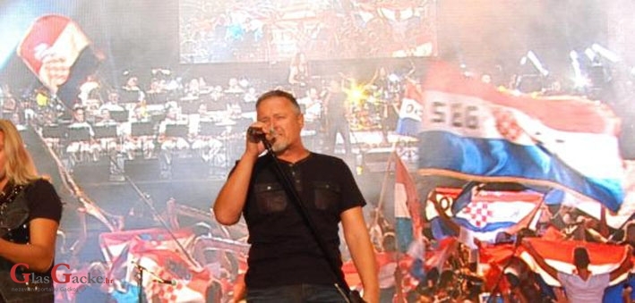Thompsonu prekršajna prijava Thompsonu prekršajna prijava