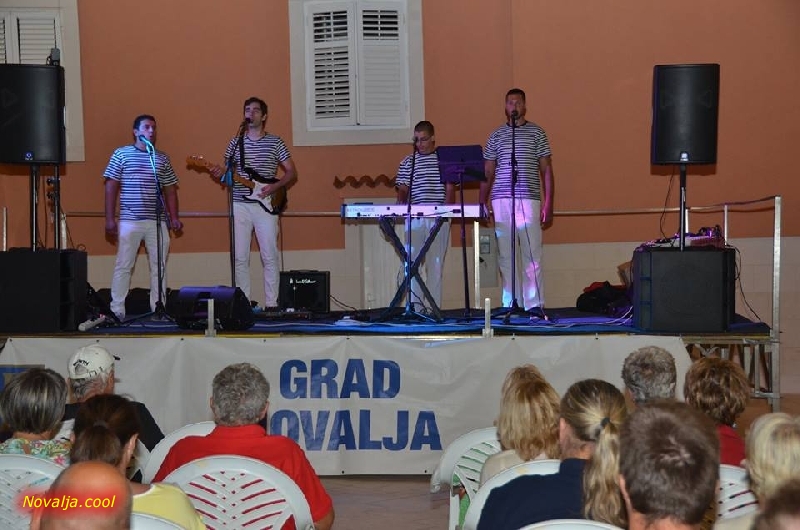 Koncert klape Barone u Novalji Koncert klape Barone u Novalji