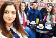 Otočki srednjoškolci i Dan kravate Otočki srednjoškolci i Dan kravate