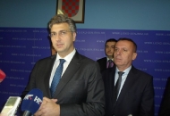 Premijer Plenković u Ličko-senjskoj županiji Premijer Plenković u Ličko-senjskoj županiji
