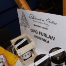 Otvoren Božićni sajam u Otočcu 
