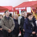Otvoren Božićni sajam u Otočcu 