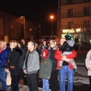 U Otočcu upaljena prva adventska svijeća 