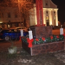 U Otočcu upaljena prva adventska svijeća 