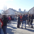 Brinjaci ispratili staru i dočekali Novu 2017 - točno u podne 