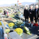 Položeni vijenci i zapaljene svijeće na blagdan Svih svetih